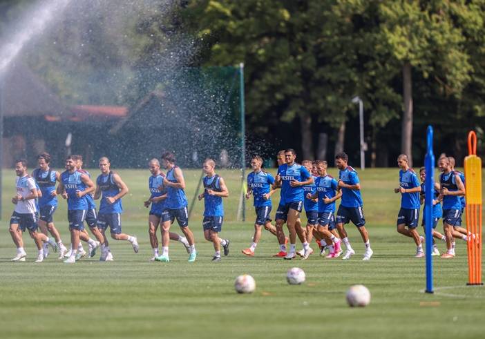 Trabzonspor Slovenya Kampında Tempoyu Artırdı: Nenad Bjelica'dan Taktik Prova 1